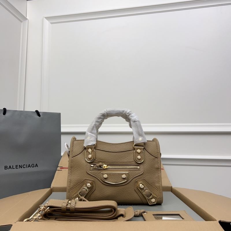 Ba*len*cia*ga shopping bags